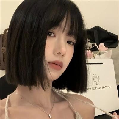 雨中的女人
